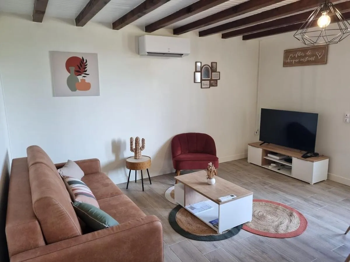 Au Marlezay Country House 4 Personnes Marboz
